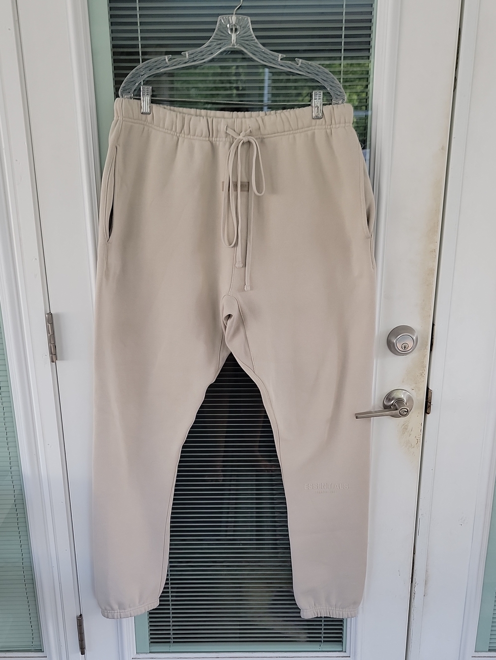 Fear of God Essentials Drawstring Jogger Sweatpants Sz XL Beige